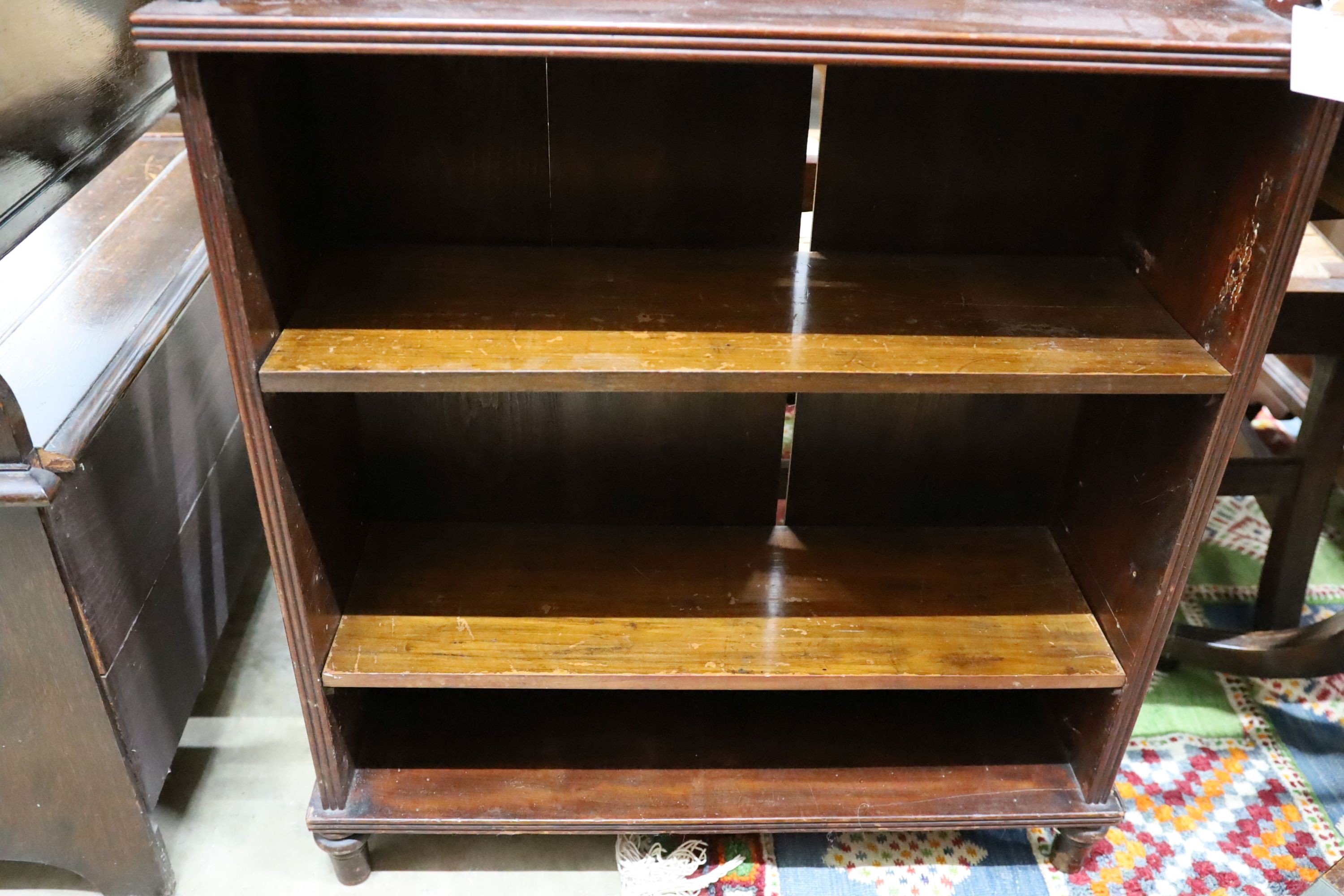 A small Regency style mahogany open bookcase, length70cm, depth 24cm, height 98cm